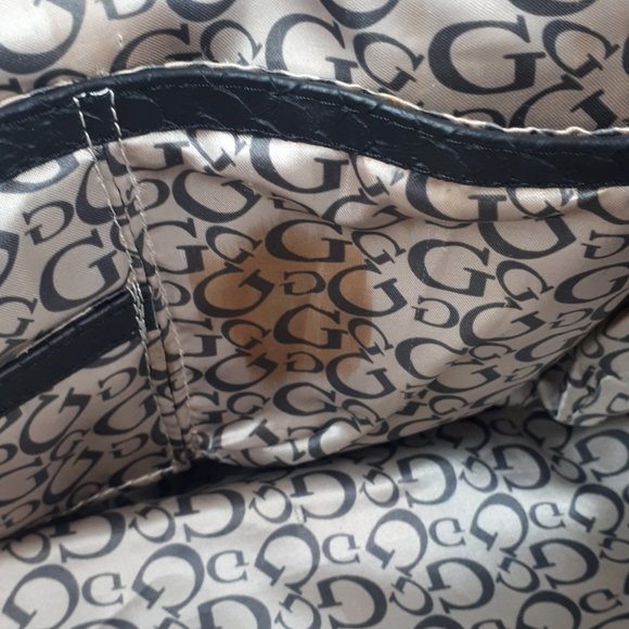 Guess Los Angeles faux reptile print leather handbag - Picture 9 of 9